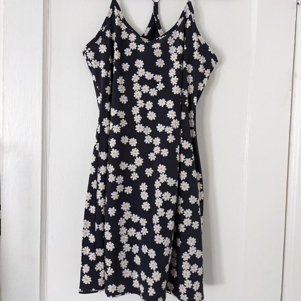 Outdoor Voices Exercise Dress Daisy Print M NWT